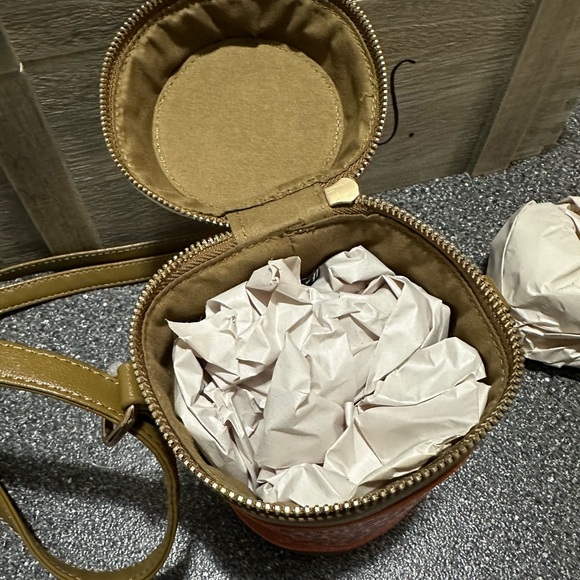 Pumpkin Spice Latte Crossbody Bag - Picture 3 of 7